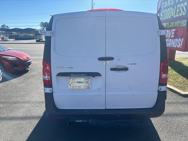 2016 mercedes-benz metris base