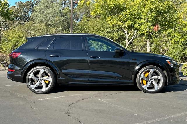 2023 audi e-tron s prestige 4d sport utility