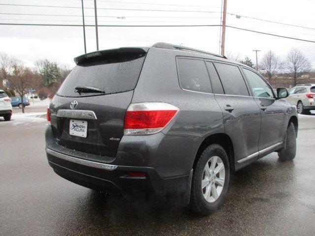 2013 toyota highlander base awd base 4dr suv for sale in burlington, vermont