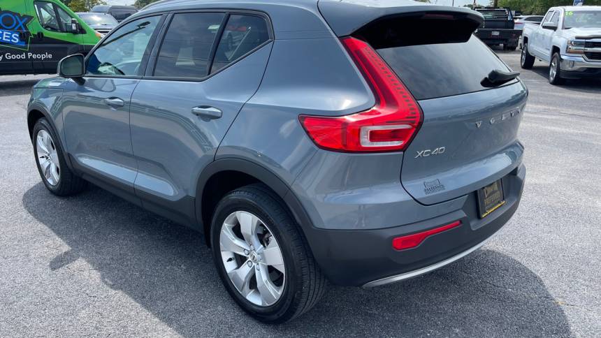 2020 volvo xc40 t5 momentum