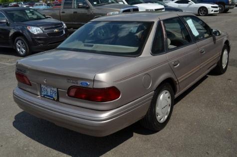 1995 ford taurus gl in kentucky