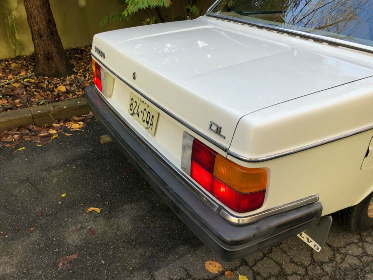 volvo 242 83 dl