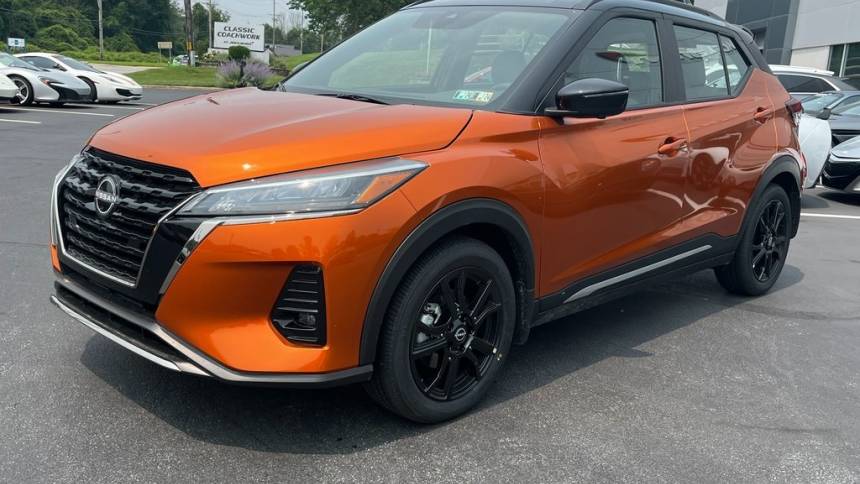 2023 nissan kicks sr