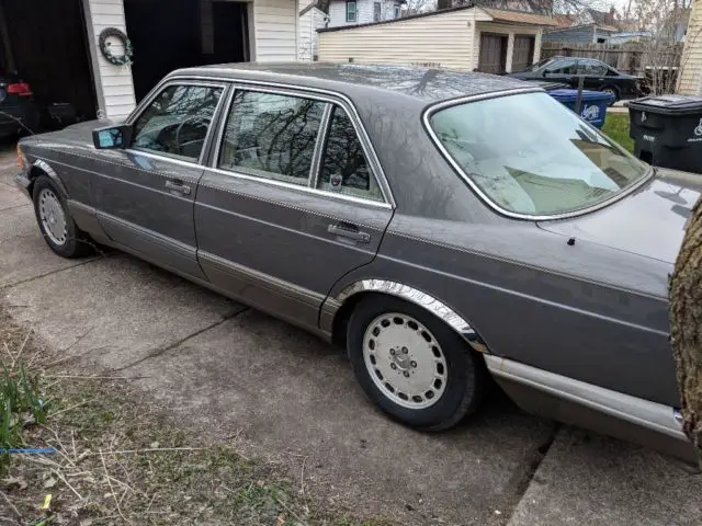 mercedes-benz 500 series 560sel w126 m117 v8 engine