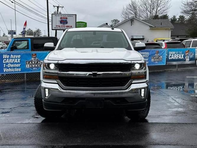 2018 chevrolet silverado 1500 crew cab lt pickup 4d 6 1/2 ft in raynham, massachusetts