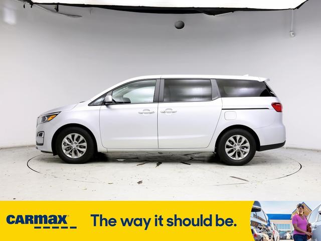 2021 kia sedona lx