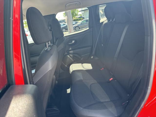 2020 jeep renegade latitude