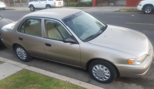 1999 toyota corolla le in california by owner