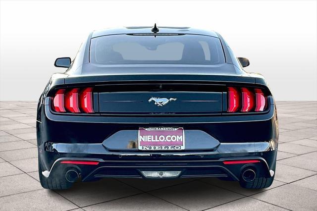 2022 ford mustang ecoboost premium