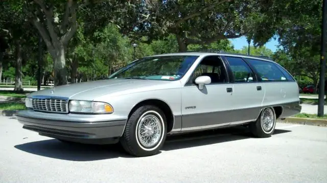 1991 chevrolet caprice wagon 4-door 5.0l