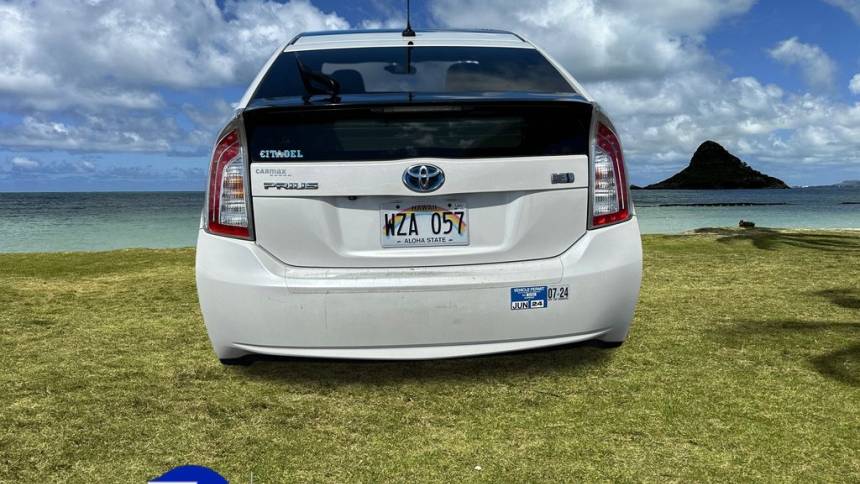 2014 toyota prius four