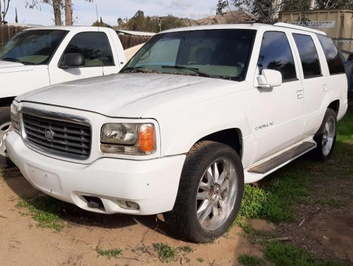 2000 cadillac escalade in california by owner