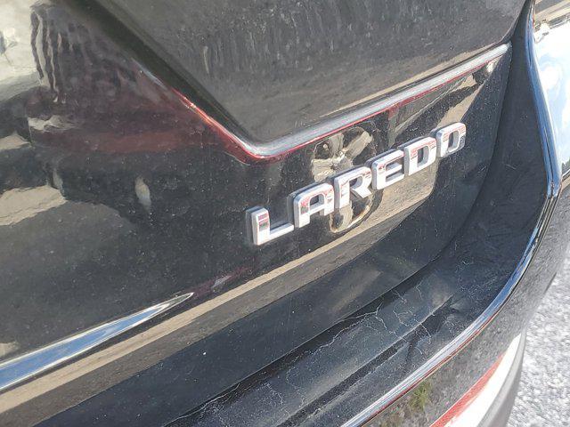 2023 jeep grand cherokee laredo