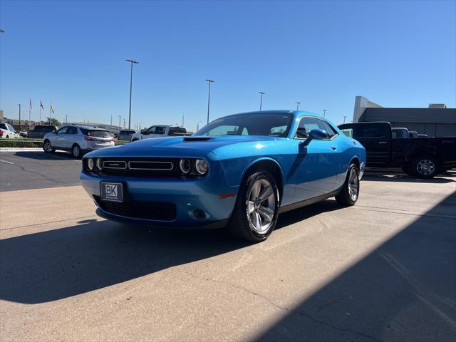2023 dodge challenger sxt