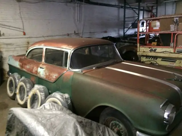 1955 pontiac star chief 2 door post
