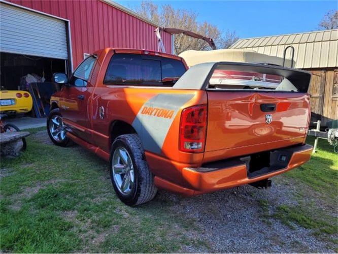 2005 dodge ram in cadillac, michigan