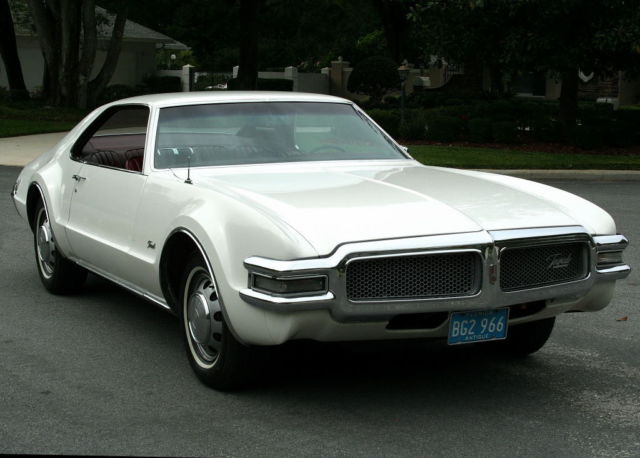 stunning low mile survivor -1968 oldsmobile toronado deluxe coupe -67k miles