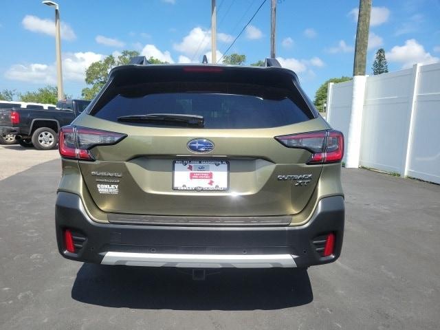 2022 subaru outback limited xt