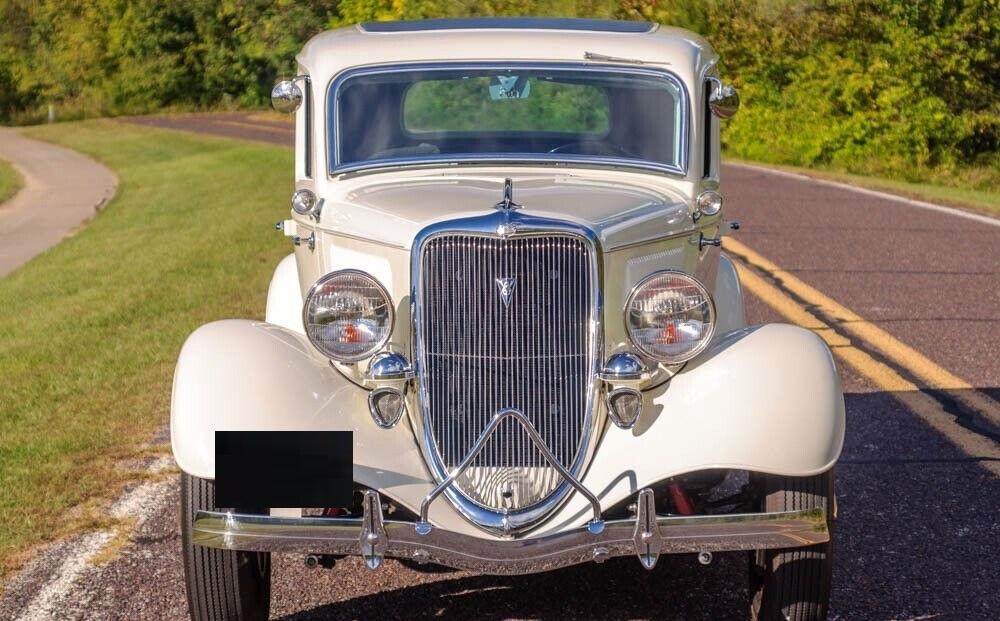 1934 ford deluxe sedan 221 ci flathead v8 engine overall excellent condition