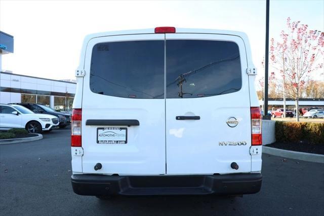 2017 nissan nv cargo nv2500 hd sv v6