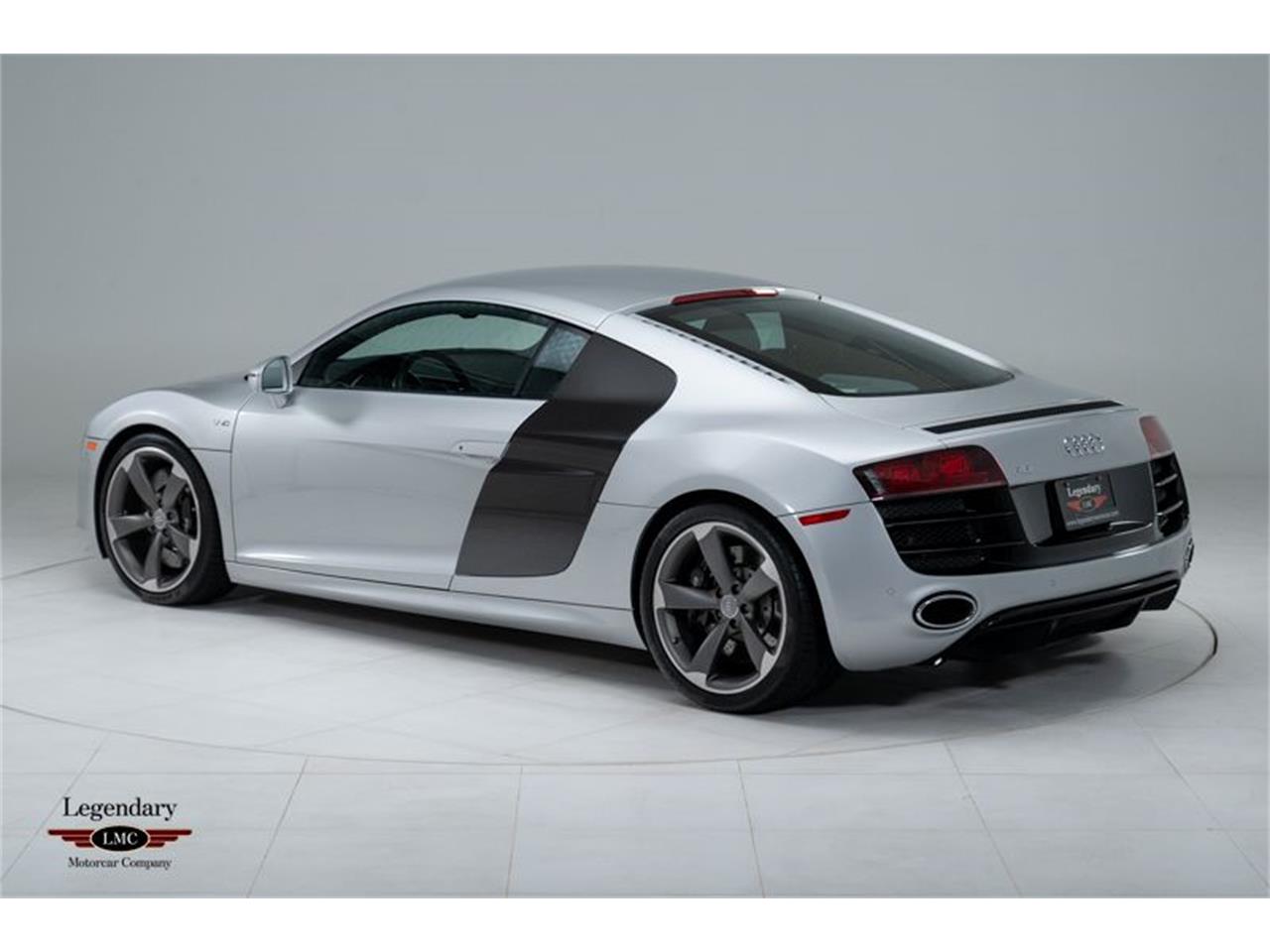 2011 audi r8
