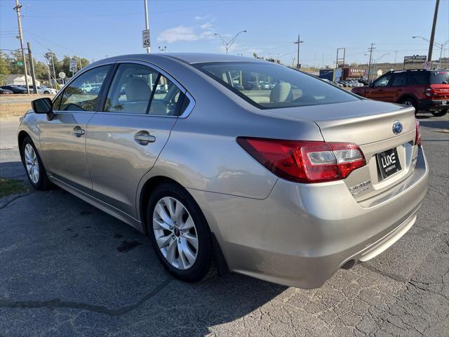 2017 subaru legacy base