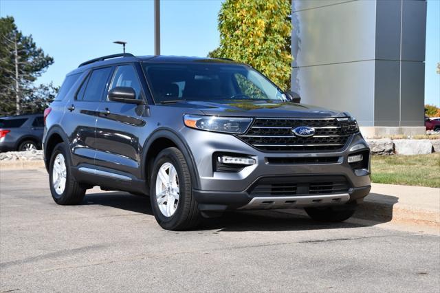 2022 ford explorer xlt