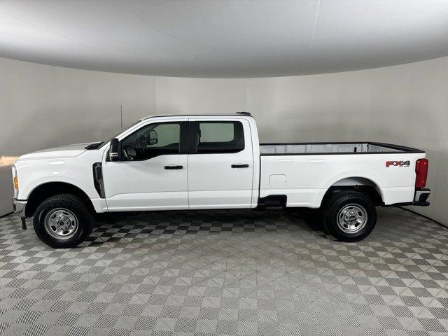 2023 ford f-350 xl