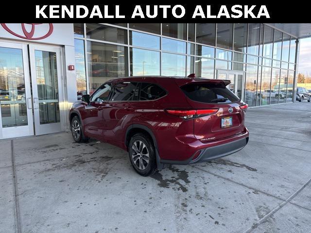 2022 toyota highlander hybrid xle