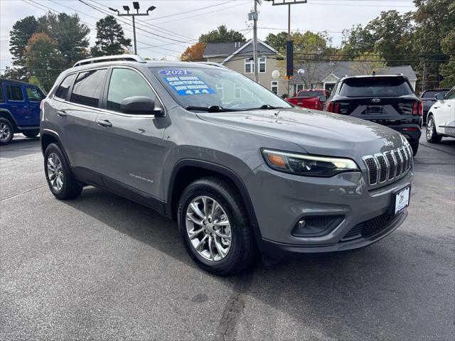 2021 jeep cherokee latitude lux