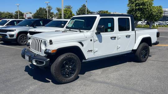 2023 Jeep Gladiator