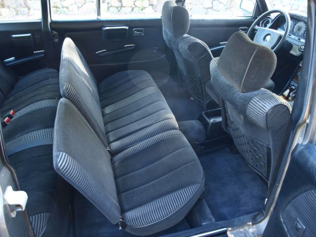 rare 1985 mercedes benz 300d langversion w123 lwb diesel sedan