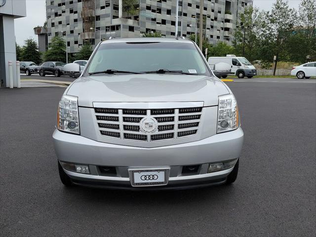 2011 cadillac escalade esv base