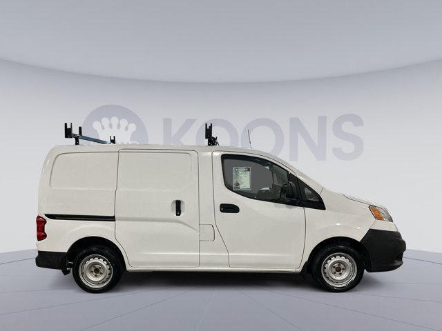 2016 nissan nv200 s