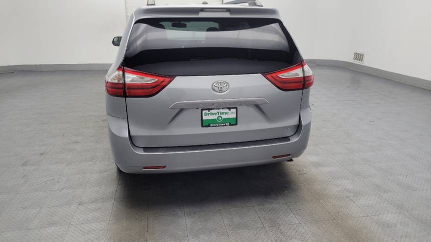2017 toyota sienna