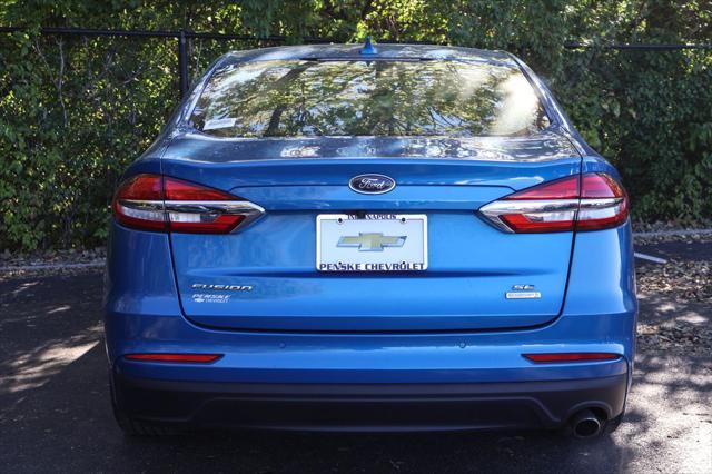 2020 ford fusion se