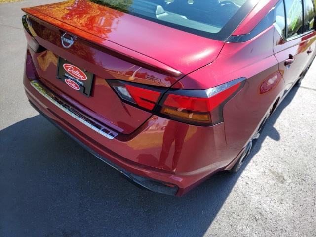 2023 nissan altima sr fwd