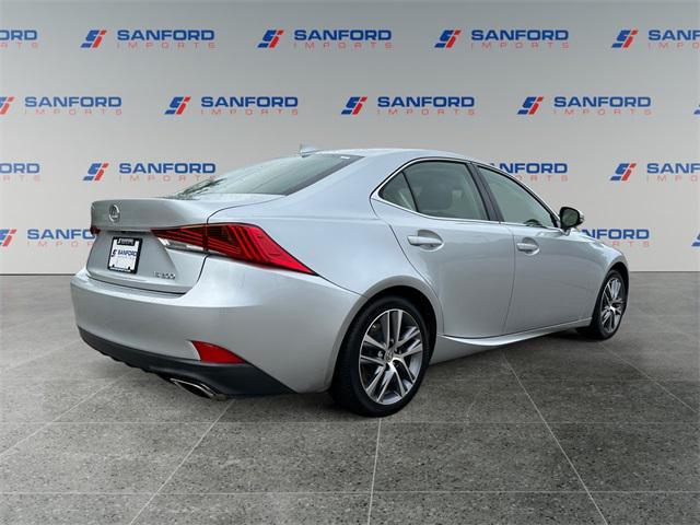 2018 lexus is 300 base