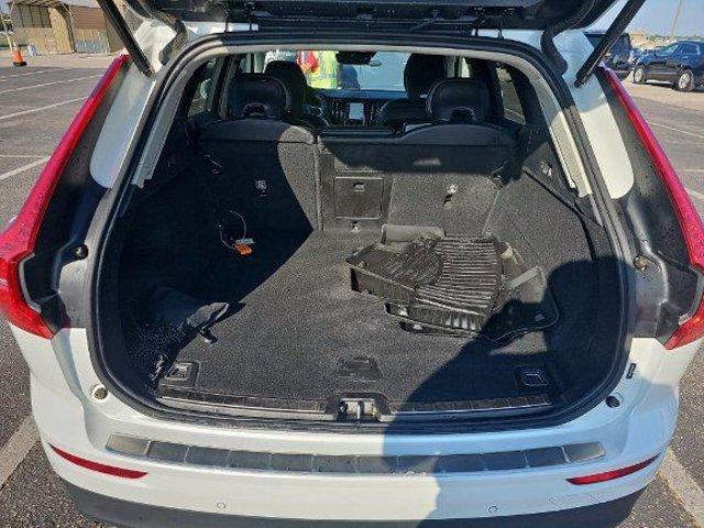 2021 volvo xc60 t5 momentum