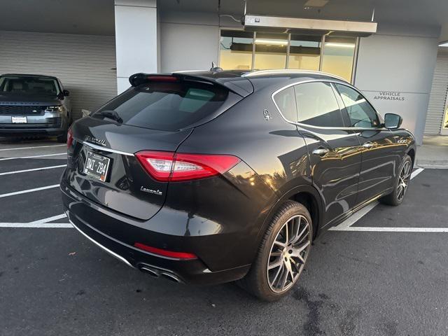 2017 maserati levante s