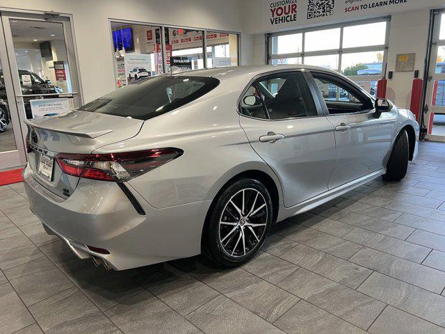2024 toyota camry se