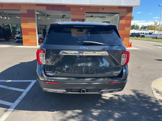 2022 ford explorer xlt