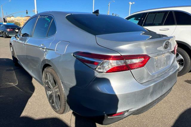2019 toyota camry l