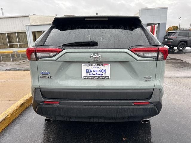 2020 toyota rav4 xle premium