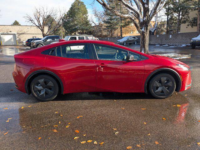 2024 toyota prius prime se