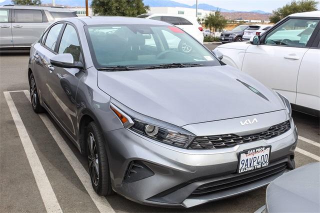 2022 kia forte lxs