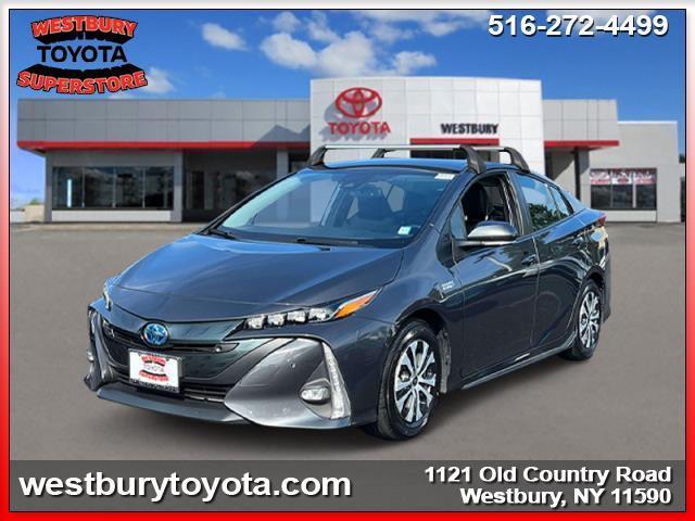 2022 toyota prius prime limited