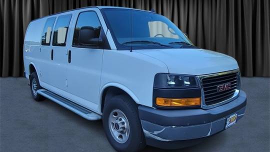 2022 gmc savana 2500