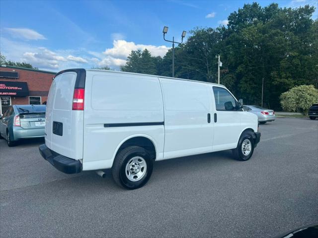 2021 chevrolet express 2500 rwd 2500 regular wheelbase wt