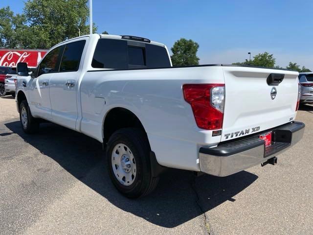 2017 nissan titan xd sv